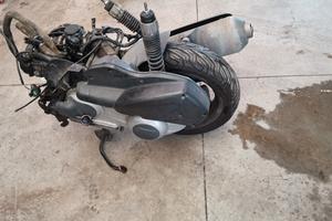 motore gilera runner 125 4t