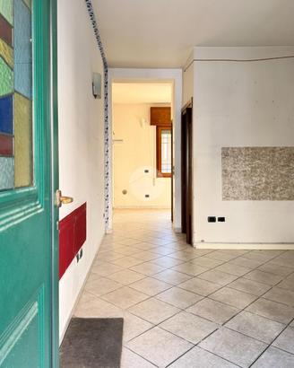 3 LOCALI A POMPIANO
