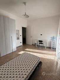 Stanza singola per ragazza