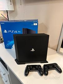 PS4 Pro 1TB + 2 controller originali  + scatola