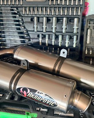 Scarico akrapovic sp