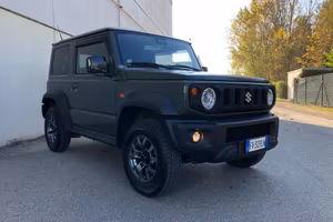 Suzuki Jimny 1.5 5MT Top