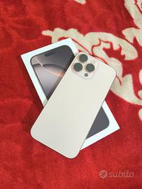 iPhone 16 pro max 92% di batteria 