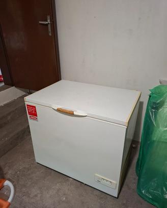 Congelatore a pozzo 189L