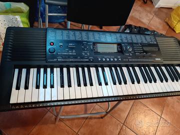 Pianoforte  Yamaha psr320