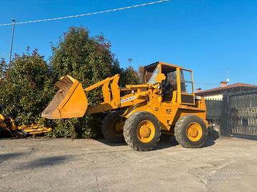 P198 - PALA GOMMATA 50 Q DIESEL MASSEY FERGUSON BE
