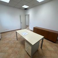 UFFICIO A TREZZANO SUL NAVIGLIO