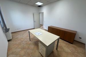 UFFICIO A TREZZANO SUL NAVIGLIO