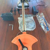 Tagliabordi a batteria