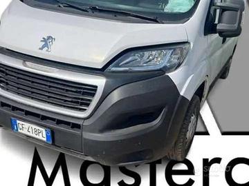 PEUGEOT Boxer 330 L2H2 2.2 BlueHDi 140cv - GF418