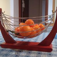 Portafrutta di design legno e acciaio