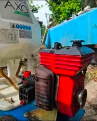 Pompa per veleni con carretto