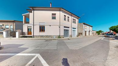 Indipendente con Giardino e Garage