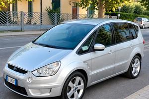S MAX.  7 posti  TITANIUM