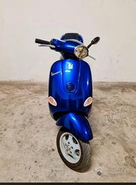 Vespa 125 ET4 