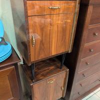 coppia di comodini anni 70