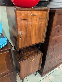 coppia di comodini anni 70