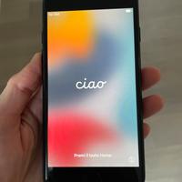 iPhone 7 nero 128 GB con protezione schermo