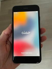 iPhone 7 nero 128 GB con protezione schermo