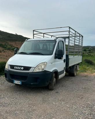 Iveco daily C35 11 ribaltabile trilaterale
