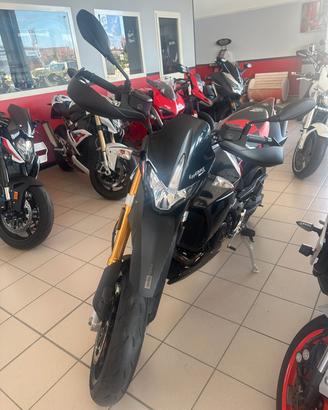 Aprilia Dorsoduro 900