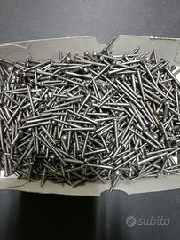 Viti per legno testa bombata taglio 3x30 900 pezzi