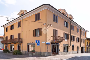 2 LOCALI A CIRIÈ