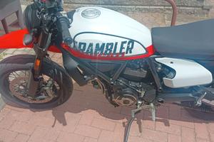 Ducati Scrambler Urbanmotard
