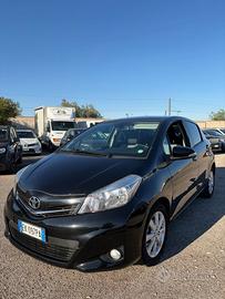 Toyota Yaris 1.4 D-4D 5 porte Lounge M-MT
