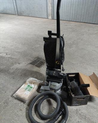 Aspirapolvere Kirby G6 completo di accessori 