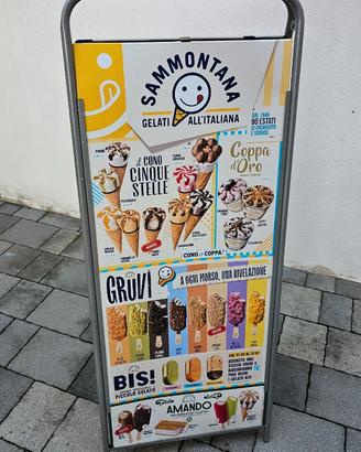 Insegna gelati Sammontana bifacciale su cavalletto