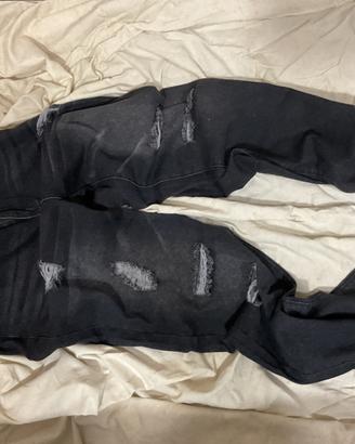 Jeans nero strappato