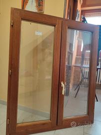 finestra in legno  nuova