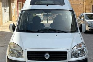Fiat  Doblo XL tetto alto adibito a disabili