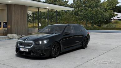 BMW M5 Touring 4.4 727cv auto