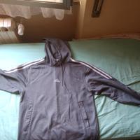 Felpa Adidas con tessuto metallizzato