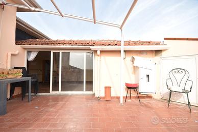 Belsito, 2 vani con terrazza