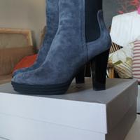 stivali in camoscio grigi Hogan 