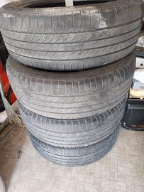 Gomme Estive (4) 235/55 R20
