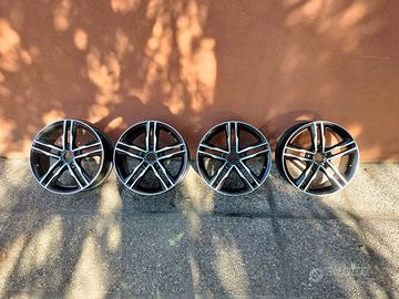 Set 4 cerchioni Volkswagen / Audi / Seat / Skoda