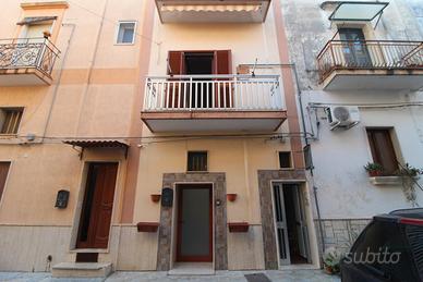 Stabile indipendente via Roma Grottaglie