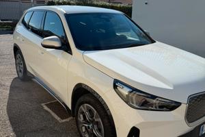 BMW iX1 eDrive20 Special Edition