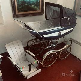 Carrozzina vintage “Baby Cars” con passeggino