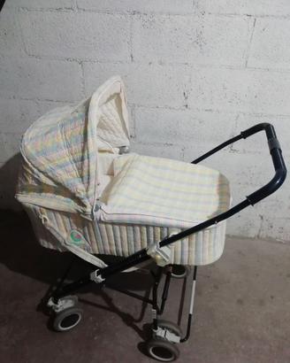 Carrozzina per neonati