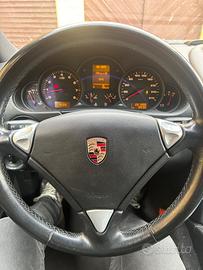 Porshe Cayenne gts