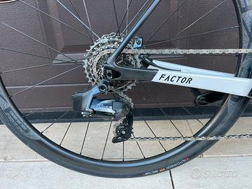 Factor 02 disc taglia S