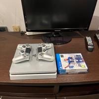 PlayStation 4 Slim 500gb+ 3 giochi+2joystick