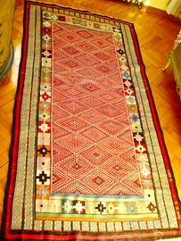 Tappeto Kilim d'epoca con splendida fantasia