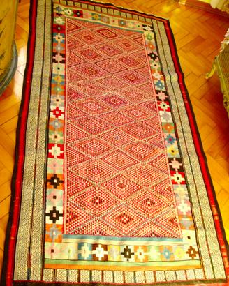Tappeto Kilim d'epoca con splendida fantasia