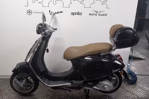 Piaggio Vespa 125 Primavera